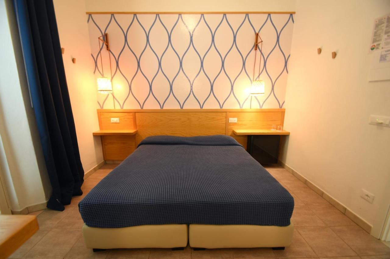 Hotel La Conchiglia เซคเคโต ภายนอก รูปภาพ