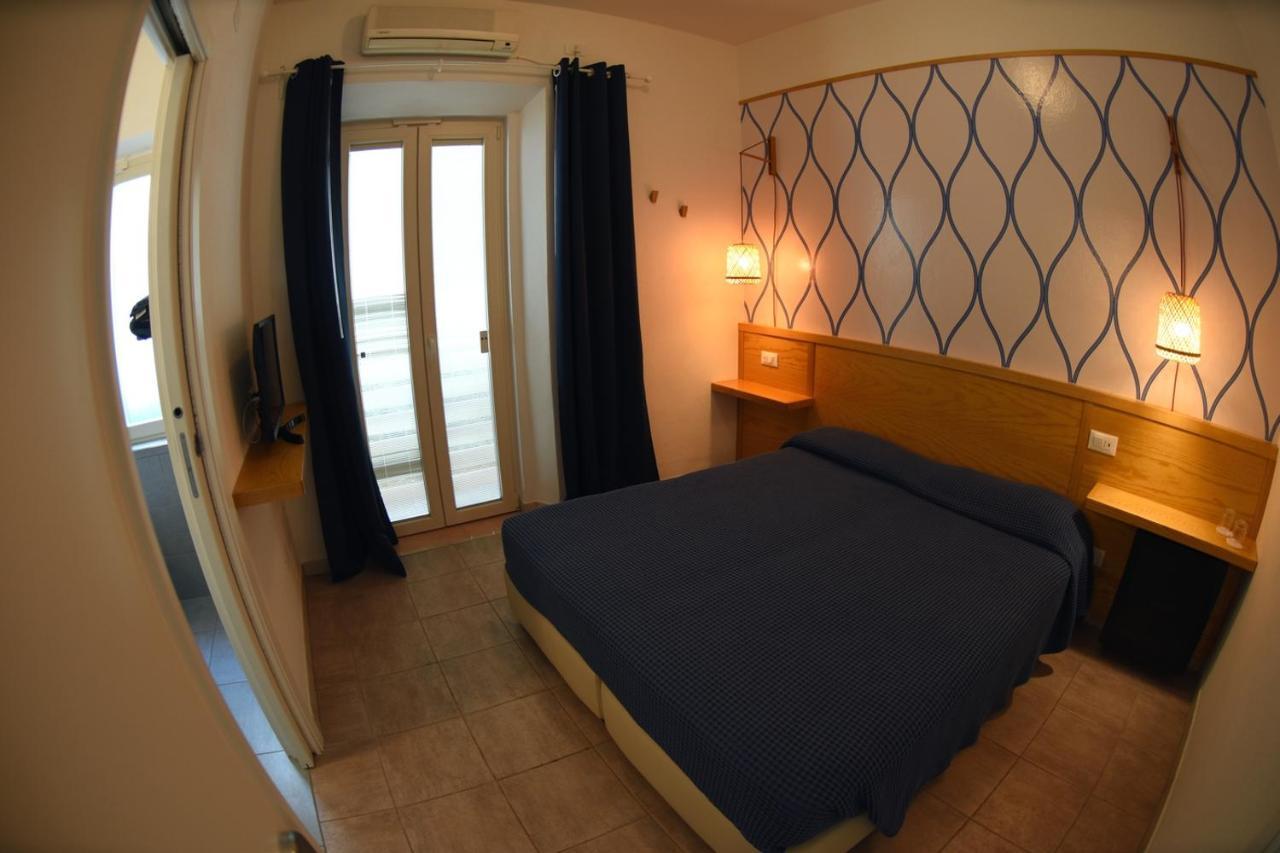 Hotel La Conchiglia เซคเคโต ภายนอก รูปภาพ